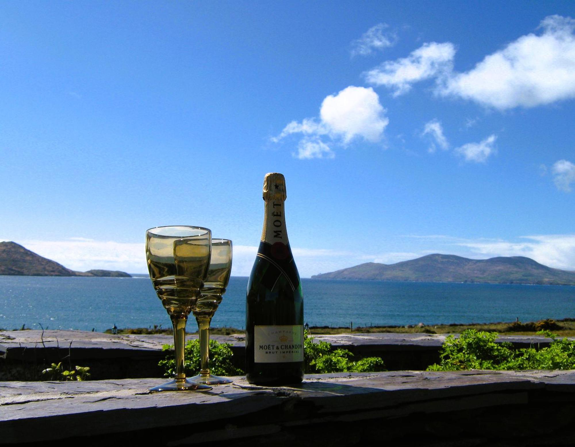 Fuchsia Lodge - New Luxury 5* Beachside Lodge With Sauna - 4 Beds Ensuite - Spectacular Location 워터빌 외부 사진